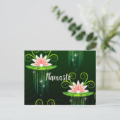 Namaste Pink Lilies & Green Pads Sparklingstars Postkarte (Stehend Vorderseite)