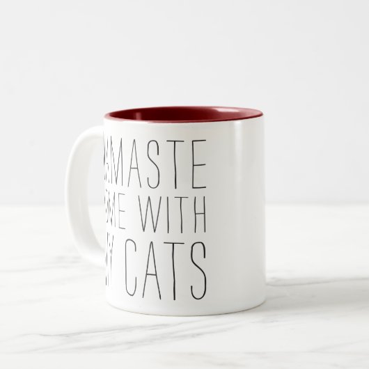 Namaste Zuhause mit meiner Katzen-Tasse Zweifarbige Tasse (Vorderseite Links)