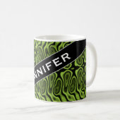 Name + Abstraktes grünes Flüssigkeit Ähnliches Kaffeetasse (VorderseiteRechts)