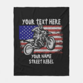 Name ändern Alle Text Street Rebel hinzufügen Fleecedecke (Vorderseite)