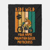 Name ändern Alle Textfahrten WildMountainbiker hin Fleecedecke (Vorderseite)