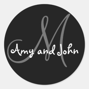 Name & Anfangsbuchstabe Hochzeitsticker Schwarz Runder Aufkleber
