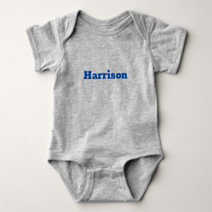 Name anpassen, blau geschriebene Buchstaben grau Baby Strampler