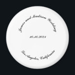 Name anpassen, Datum schwarz gekrümmte Buchstaben  Magnet<br><div class="desc">Name anpassen,  Datum schwarz gebogenen Buchstaben Hochzeitsmagnet,  Gefallen,  Gefälligkeiten für benutzerdefinierten Text,  personalisieren Sie ihn mit Ihrem eigenen Text,  Informationen</div>