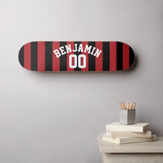 Name: Black and Red Rugby Jersey Streifen Skateboard (Wandkunst (Horz))