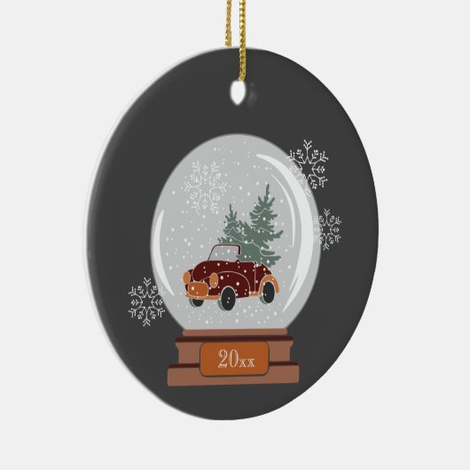 Name & Datum | Schneeglobe mit Auto & Baum Keramik Ornament (Rechts)