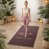 Name der braunen Monogramm-Initialen Yogamatte