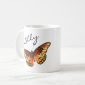 Name der Girl-Butterfly-Script-Monogramm Kaffeetasse (Vorderseite Links)