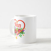Name der Großmutter ändern - Nan - Herz und Blume Kaffeetasse (Vorderseite Links)
