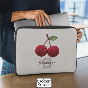 Name der Minimalistischen Girly Crochet Red Cherry Laptopschutzhülle