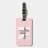 Name der modernen Girl Blush Pink Monogram Gepäckanhänger (Vorderseite vertikal)