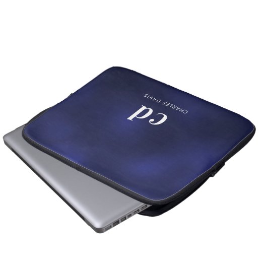 Name der Navy-White-Monogram-Initys Laptopschutzhülle (Vorne Knopf)