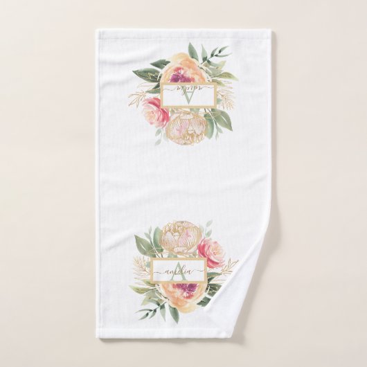 Name der Peony Bloom Monogram Badhandtuch Set (Handtuch)