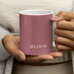 Name der personalisierten Rose Gold Monogramm Kaffeetasse<br><div class="desc">Beginnen Sie Ihren Tag stilvoll mit dieser personalisierten Rose Gold monogramm Name Kaffee Tasse. Mit einem eleganten und raffinierten Rose-Gold-Monogramm fügt diese individuelle Tasse Ihrer Morgenroutine eine Touch Eleganz hinzu. Ob Kaffee, Tee oder heiße Schokolade - diese hochwertige Keramik-Tasse behalte Ihre Getränke bei optimaler Temperatur. Die benutzerdefinierbare Namensoption macht es...</div>