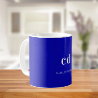 Name der Royal Blue-White-Monogram-Initialen