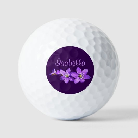 Name der violetten Hepatica-Blüten Golfball (Vorderseite)