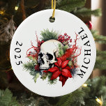 Name der Weihnachtskull-Monogramm Keramik Ornament<br><div class="desc">Dieses Design kann durch Auswahl der Option Design bearbeiten personalisiert werden. Sie können auch auf andere Gegenstände übertragen. Kontaktieren Sie mich unter colorflowcreations@gmail.com oder nutzen Sie die Chat-Option oben auf der Seite, wenn Sie dieses Design auf einem anderen Produkt haben möchten oder Hilfe bei diesem Design benötigen. Sehen Sie mehr...</div>