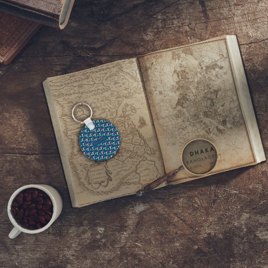 Name des abstrakten Dreieck-Musters blau Schlüsselanhänger