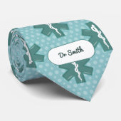 Name des Arztes Symbol Medizinisches Geschenk Krawatte (Gerollt)