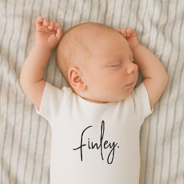 Name des Babys Minimalistisches Script Typografie Baby Strampler