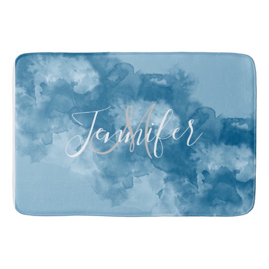 Name des Blue Jewel Tone Watercolor Monogram Badematte (Vorderseite)