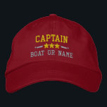 Name des Bootes Captain Nautical Stars Gold Silver Bestickte Baseballkappe<br><div class="desc">Segeln Sie stilvoll mit einem personalisierten Rot mit Gold und Silber bestickten Hut mit Ihrem Captain Rank oder einem anderen Titel, Ihrem Namen oder Boat Name und Sternen. Verschiedene Kappe- und Gewindelfarben zur Auswahl. Macht ein großartiges Geschenk für Väter Tag, Mütter Tag oder jede Gelegenheit.</div>