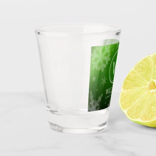 Name des Festivals Green Foil Snowflakes Monogramm Schnapsglas (Links)