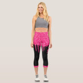 Name des Girl Black Hot Pink-Glitzer-Tropfens Mono Capri Leggings (Vorderseite)