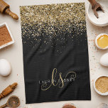 Name des Gold Glitzer Glam Monogram Geschirrtuch<br><div class="desc">Glam Gold Glitzer Elegante Monogram Küchentücher. Dieses schicke Küchenhandtücher-Design mit elegantem goldglänzenden Glitzer auf schwarzem Hintergrund ist einfach zu personalisieren. Das Design enthält Ihr handgeschriebenes Skriptmonogramm mit hübschen Wirbel und Ihrem Namen.</div>