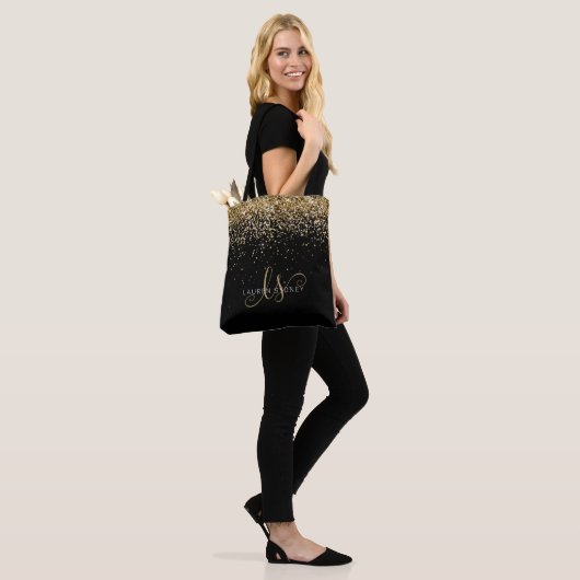 Name des Gold Glitzer Glam Monogram Tasche (Am Model)