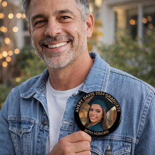 Name des Graduate Foto Year mit Ehrengrad Button