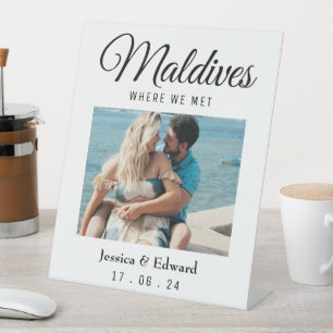 Name des Hochzeitsortes Couple Travel Foto Sockelschild