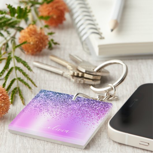 Name des lila Glitzer Sparkle Glam Metal Monogram Schlüsselanhänger (Vorderseite rechts)