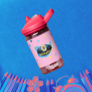 Name des Mädchens Nummer Polizeibeamter Hut Wasser Trinkflasche