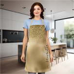 Name des Metallic Handgeschriebenen Monogramms für Schürze<br><div class="desc">Dieses Design kann personalisiert werden, indem Sie die Option Anpassen auswählen, um Text hinzuzufügen oder andere Änderungen vorzunehmen. Wenn dieses Produkt die Möglichkeit hat, das Design auf einen anderen Gegenstand zu übertragen, stellen Sie bitte sicher, dass das Design bei Bedarf angepasst wird. Kontaktieren Sie mich unter colorflowcreations@gmail.com , wenn Sie...</div>