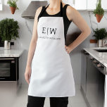 Name des Minimalistischen Monogramms Schürze<br><div class="desc">Erleben Sie kulinarische Erlebnisse mit unserer klassischen Elegant Moderne Minimalistische Monogram Name Cooking Schürze. Diese Küche ist unverzichtbar und vereint zeitlose Eleganz mit zeitgemäßem Minimalismus. Diese Schürze ist nicht nur ein praktisches Accessoire, sondern auch eine persönliche Note. Mit der individuell anpassbaren Monogramm- und Namensoption können Sie Ihre Persönlichkeit in Ihre...</div>