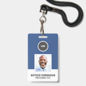 Name des Mitarbeiters Strichcode des modernen farb Ausweis (Vorderseite mit Schlüsselband)