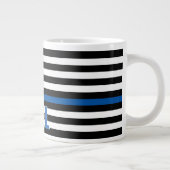 Name des Monogram-Abzeichens der Thin Blue Line-Fl Jumbo-Tasse (Rechts)