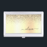 Name des Monogram-Glitzer Visitenkarten Dose<br><div class="desc">Gold Imitate Foil Metallic Sparkle Glitzer gebürstetes Metal Monogram Name Business Card Holder. Das macht den perfekten 16 Geburtstag,  Hochzeit,  Brautparty,  Jubiläum,  Babydusche oder Junggeselinnen-Abschied Geschenk für jemanden,  der Lieben glamourösen Luxus und schicke Stile.</div>