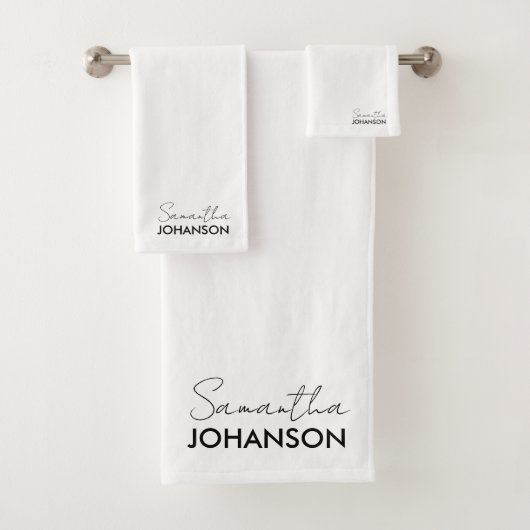 Name des Monogramm-Skripts | Moderne Minimalistisc Badhandtuch Set (Insitu)