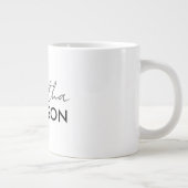 Name des Monogramm-Skripts | Moderne Minimalistisc Jumbo-Tasse (Rechts)