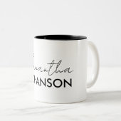 Name des Monogramm-Skripts | Moderne Minimalistisc Zweifarbige Tasse (VorderseiteRechts)