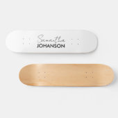 Name des Monogramm-Skripts | Modernes Minimalistis Skateboard (Horizontal)