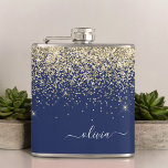 Name des Monogramms für den Blauen Girl-Glitzer Flachmann<br><div class="desc">Gold und Navy Blue Imitate Sparkle Glitzer Monogram Name und Initial Party Flask. Das macht den perfekten 16 Geburtstag,  Hochzeit,  Brautparty,  Jubiläum,  Babydusche oder Junggeselinnen-Abschied Geschenk für jemanden,  der Lieben glamourösen Luxus und schicke Stile.</div>