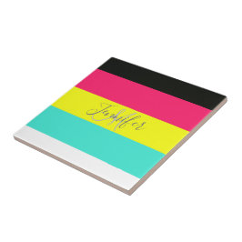 Name des Monogramms für den schwarzen und neonfarb Fliese