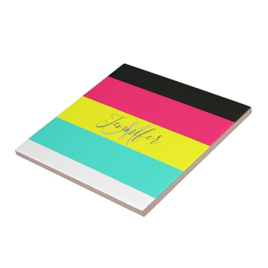 Name des Monogramms für den schwarzen und neonfarb Fliese (Seite)