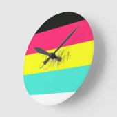 Name des Monogramms für den schwarzen und neonfarb Runde Wanduhr (Winkel)