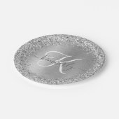Name des Monogramms für den silberfarbenen Glitzer Pappteller (Schrägansicht)