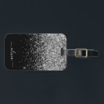 Name des Monogramms für den Silver Black Girl Glit Gepäckanhänger<br><div class="desc">Monogram Name und Initial Pillow für den Silber- und Schwarz-Sparkle-Glitzer. Das Gepäcksack-Anhänger macht den perfekten 16 Geburtstag,  Hochzeit,  Brautparty,  Babydusche oder Junggeselinnen-Abschied Geschenk für jemanden,  der sein Zimmer stilvoll dekoriert.</div>