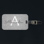 Name des Monogramms für den Silver Sparkle-Glitzer Gepäckanhänger<br><div class="desc">Luxuriöse Silber Sparkle Glitzer Monogram Name und erste Gepäckmarke. Diese Taschenmarke ist ideal für Zurück in die Schule,  Arbeit oder Reisen. Der Silver Luggage Tag ist auch ein großartiges Gastgeschenk für Hochzeiten,  Geburtstage,  Brautpartys,  Flitterwochen oder für einen Junggeselinnen-Abschied. Bitte kontaktieren Sie den Designer,  um passende Artikel zu erhalten.</div>